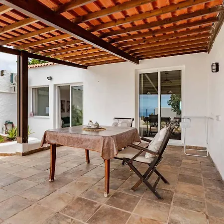 Casa Teide, Disfruta De El Atardecer En Tu Gran Terraza Privada Casa de Férias *